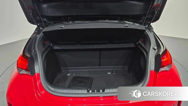Hyundai Veloster (JS) id 4937786 из Кореи 8
