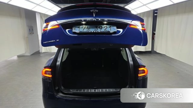 Tesla Model X id 4998467 из Кореи 8