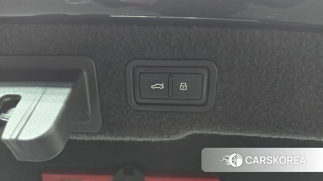Audi A8 (D5) id 5013165 из Кореи 8