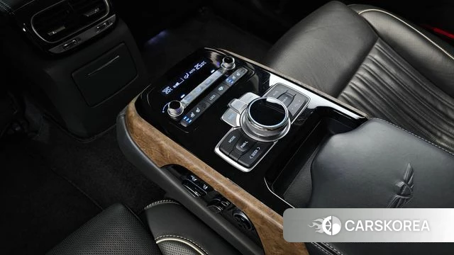 Genesis G90 id 5004285 из Кореи 8