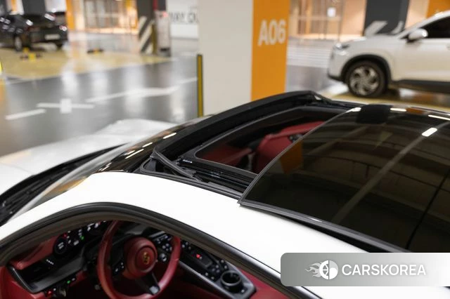 Porsche 911(992) id 4750768 из Кореи 8