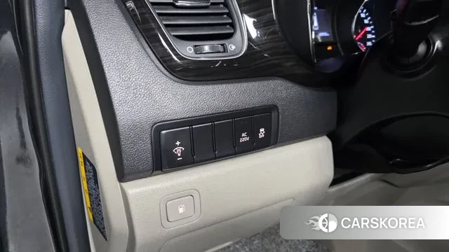 Kia The New Carnival id 3617139 из Кореи 8