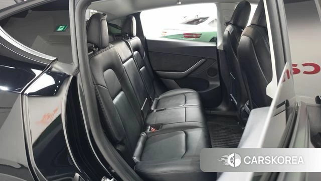 Tesla Model Y id 4951431 из Кореи 8