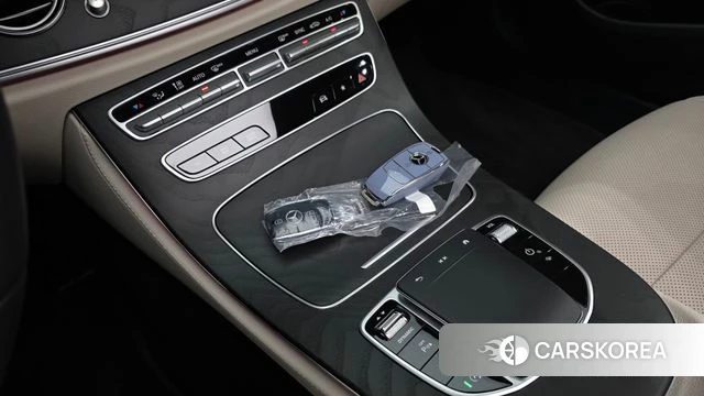 Mercedes-Benz E-Class W213 id 4985744 из Кореи 8