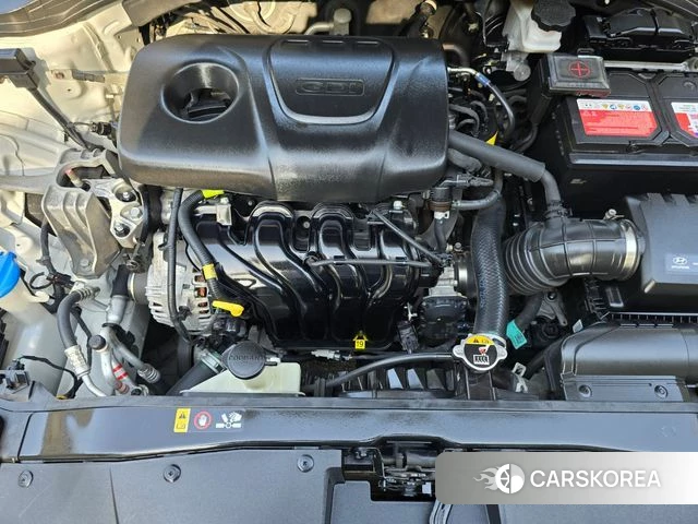Hyundai Avante AD id 3857420 из Кореи 8
