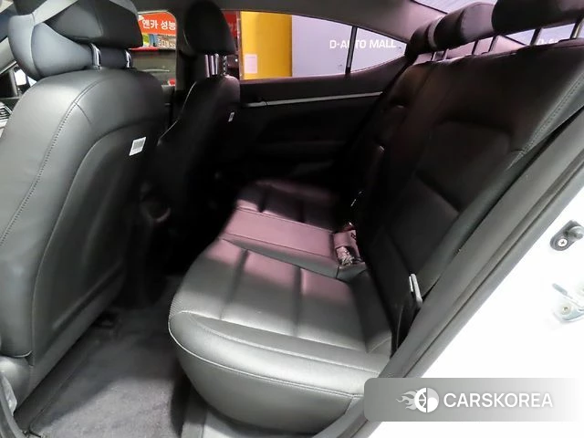 Hyundai Avante AD id 5042054 из Кореи 8