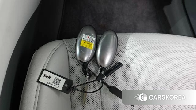 Hyundai Grandeur (GN7) id 5022035 из Кореи 8