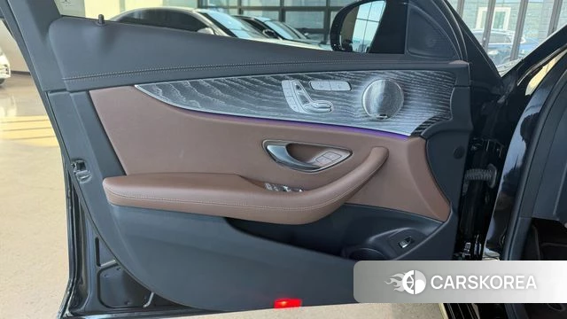 Mercedes-Benz E-Class W213 id 4922528 из Кореи 8