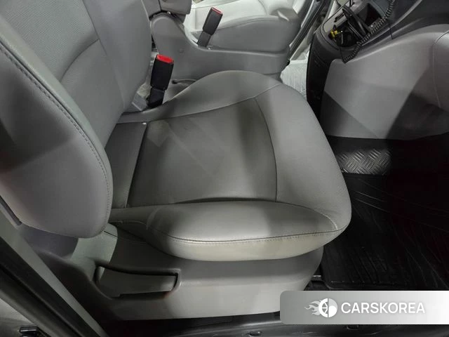 Hyundai The New Grand Starex id 5023158 из Кореи 8