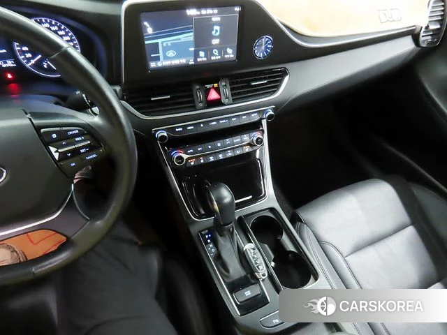 Hyundai Grandeur IG id 5048391 из Кореи 8