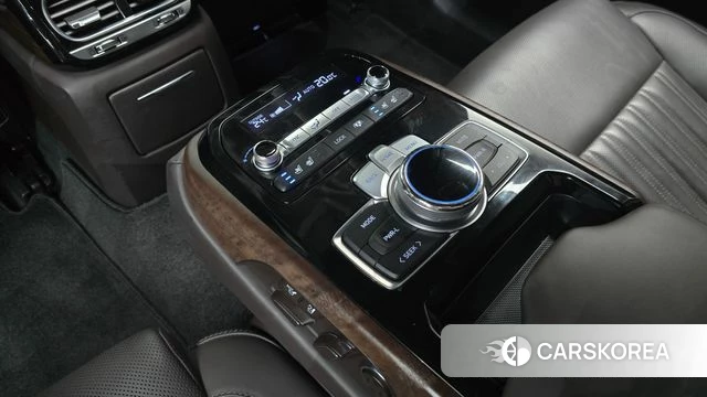 Genesis G90 id 4918485 из Кореи 8