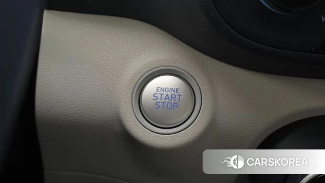 Hyundai Venue id 5017350 из Кореи 8