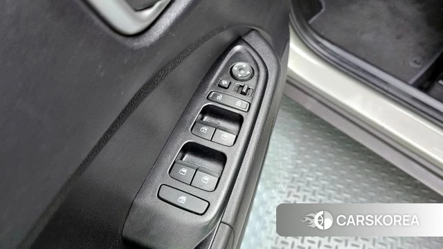 Hyundai Venue id 4717421 из Кореи 8