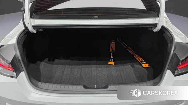 Hyundai Avante Hybrid (CN7) id 4959298 из Кореи 8