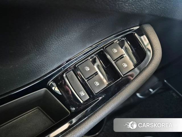 Chevrolet (GM Daewoo) Orlando id 4760516 из Кореи 8
