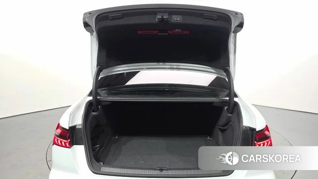 Audi A6 (C8) id 4695907 из Кореи 8