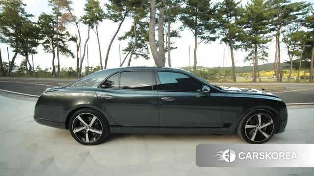 Bentley Mulshan id 4947265 из Кореи 8