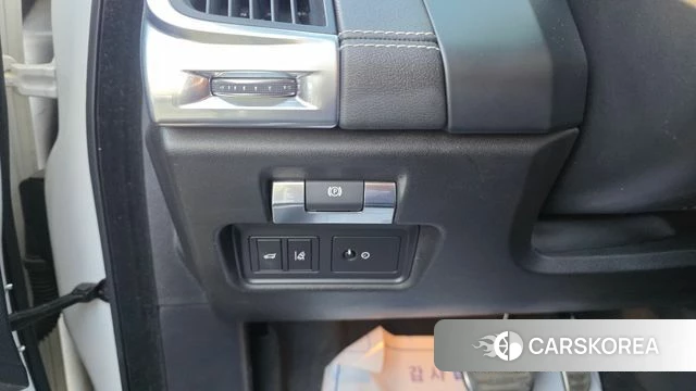 Jaguar E-PACE id 5048566 из Кореи 8