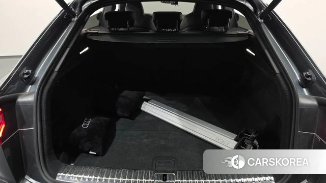 Audi Q8 (4M) id 4942975 из Кореи 8
