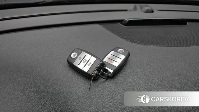 Kia Niro EV id 4930405 из Кореи 8