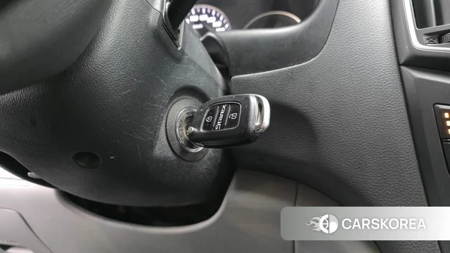 Hyundai The New Grand Starex id 4982626 из Кореи 8