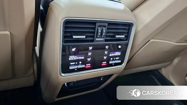 Porsche Cayenne (PO536) id 5003765 из Кореи 8