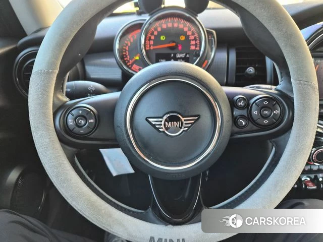 Mini Cooper id 4943695 из Кореи 8