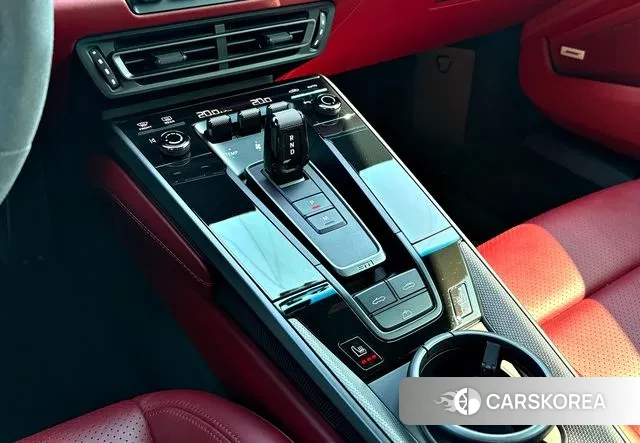 Porsche 911(992) id 3661227 из Кореи 8