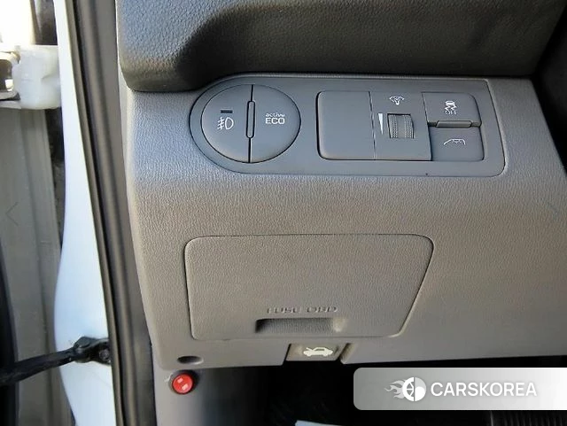 Hyundai The New Grand Starex id 5048325 из Кореи 8