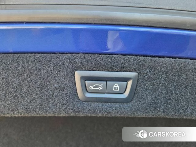 BMW 8 Series (G15) id 4996621 из Кореи 8