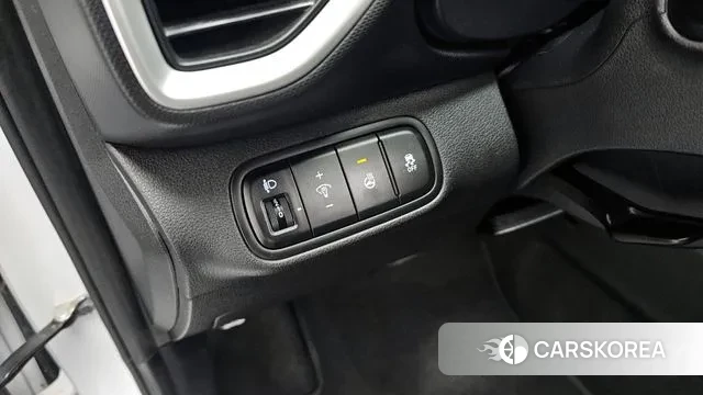 Hyundai Venue id 3322449 из Кореи 8