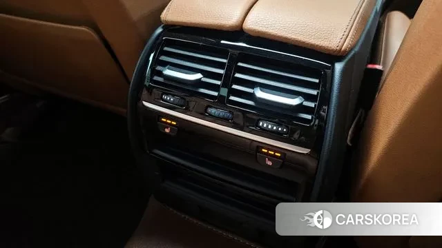 BMW 5 Series (G30) id 3631980 из Кореи 8
