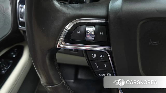 Lincoln Navigator 4th generation id 4930386 из Кореи 8