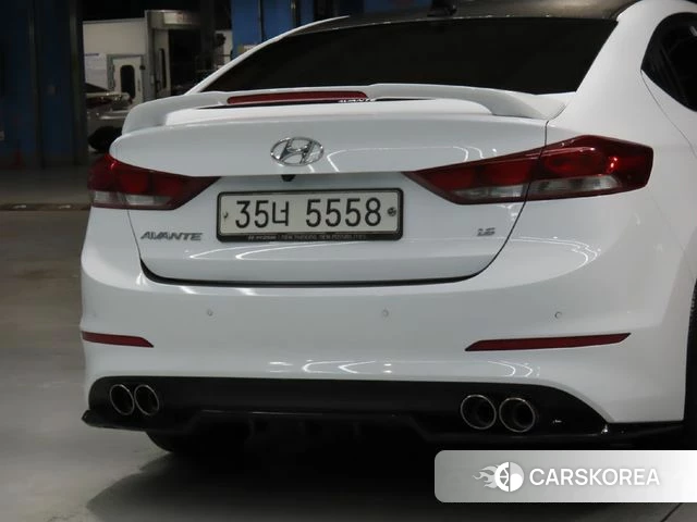 Hyundai Avante AD id 4760306 из Кореи 8