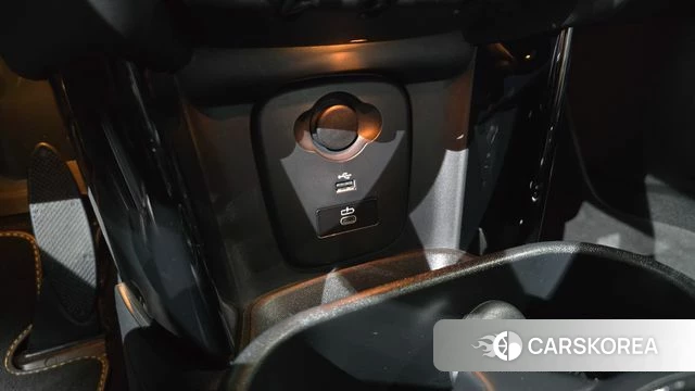 Mini Cooper Electric id 4950633 из Кореи 8