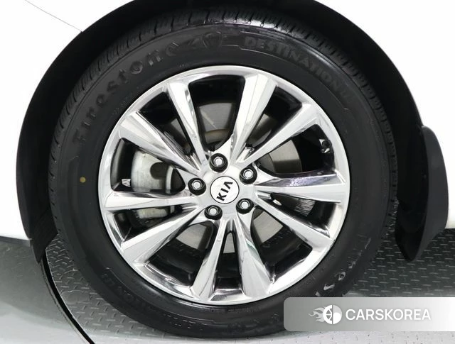 Kia The New Carnival id 4856467 из Кореи 8