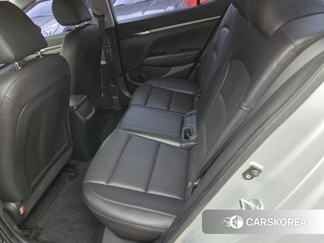 Hyundai The New Avante AD id 3867169 из Кореи 8