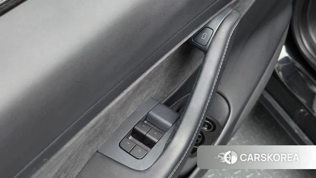 Tesla Model 3 id 4906618 из Кореи 8