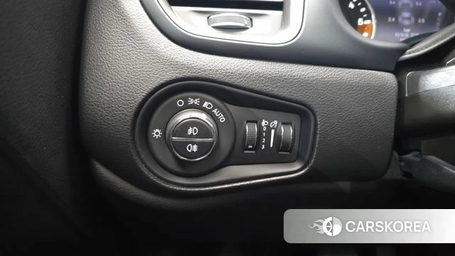 Jeep Renegade id 4998180 из Кореи 8
