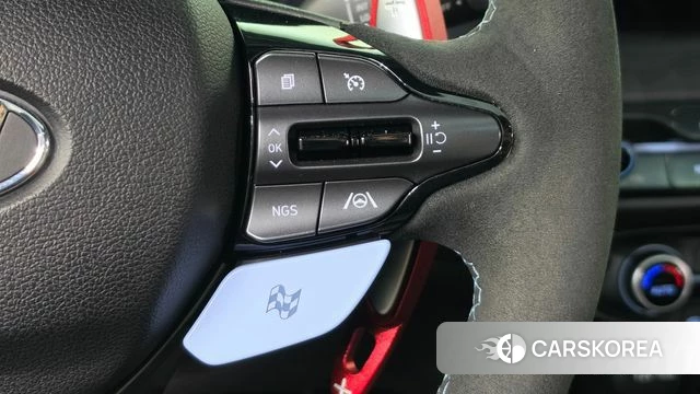 Hyundai Veloster (JS) id 4992803 из Кореи 8