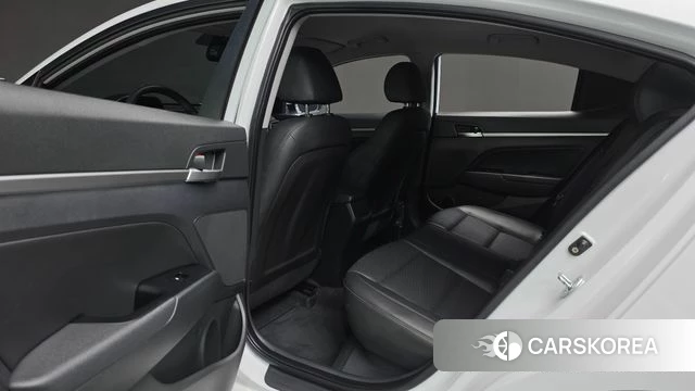 Hyundai The New Avante AD id 4732849 из Кореи 8
