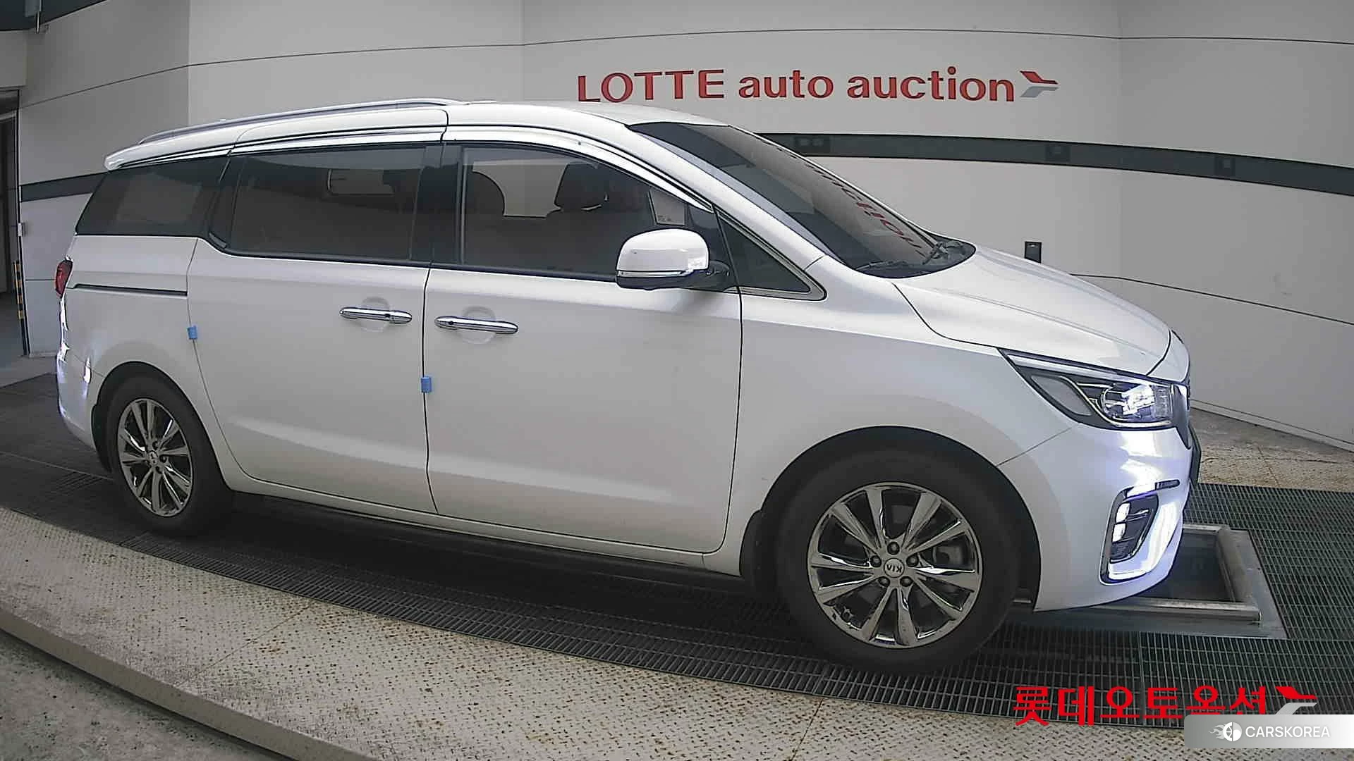 Kia Carnival id 4990106 из Кореи 8
