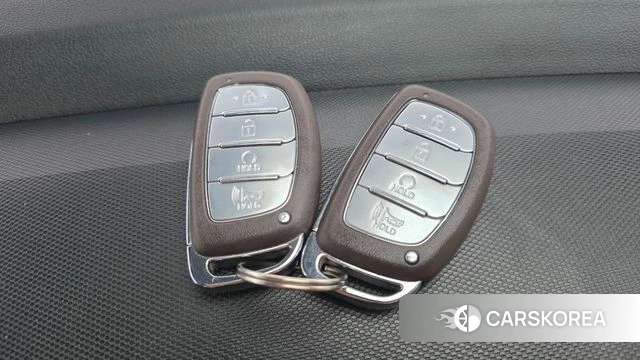 Hyundai Casper id 4444544 из Кореи 8