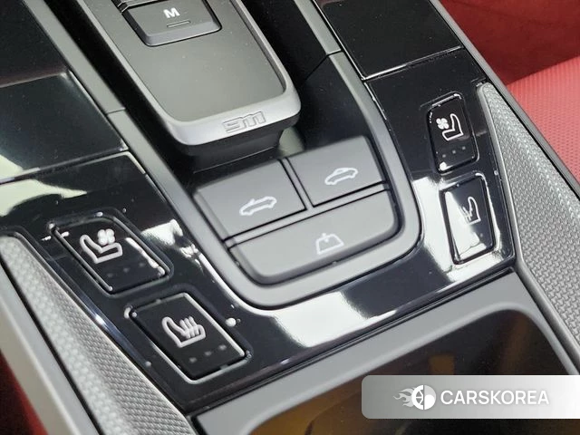 Porsche 911(992) id 5032994 из Кореи 8