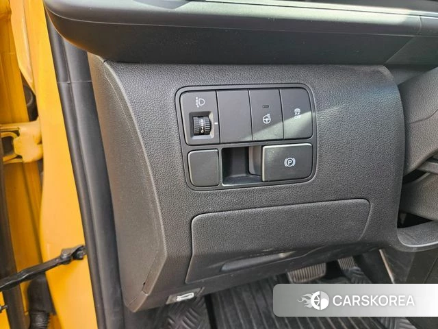 Hyundai Staria id 4950018 из Кореи 8