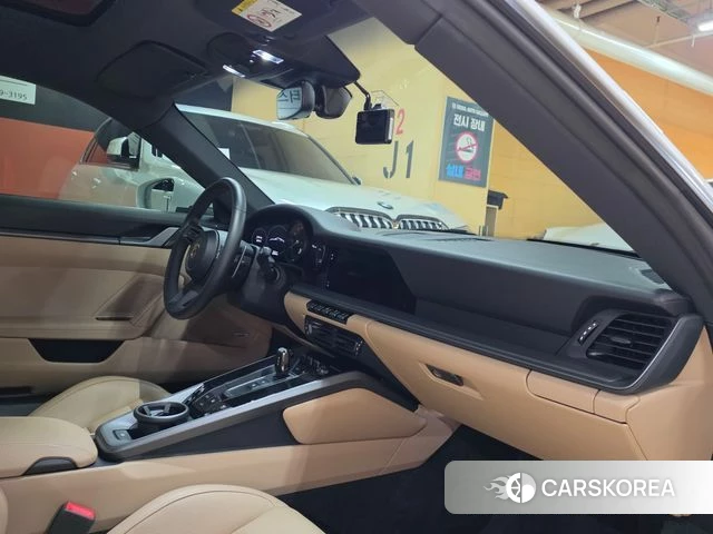 Porsche 911(992) id 4966646 из Кореи 8