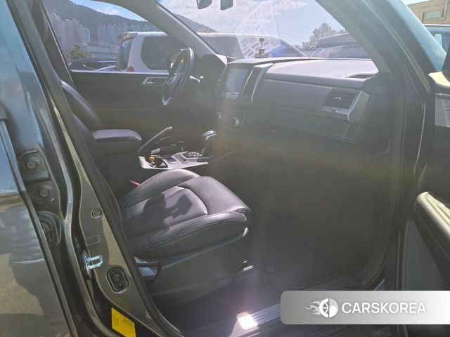 Ssangyong Rexton Sports id 4930796 из Кореи 8