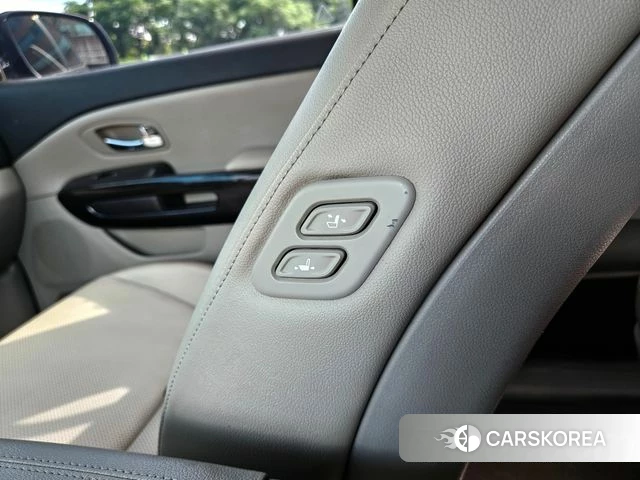 Kia The New Carnival id 4969634 из Кореи 8