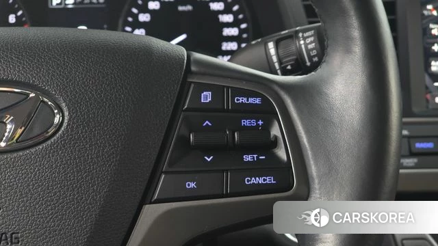 Hyundai Avante AD id 5042255 из Кореи 8