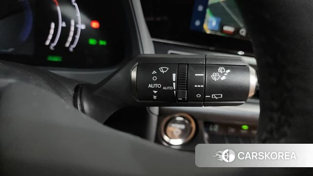 Lexus UX300h id 4714992 из Кореи 8